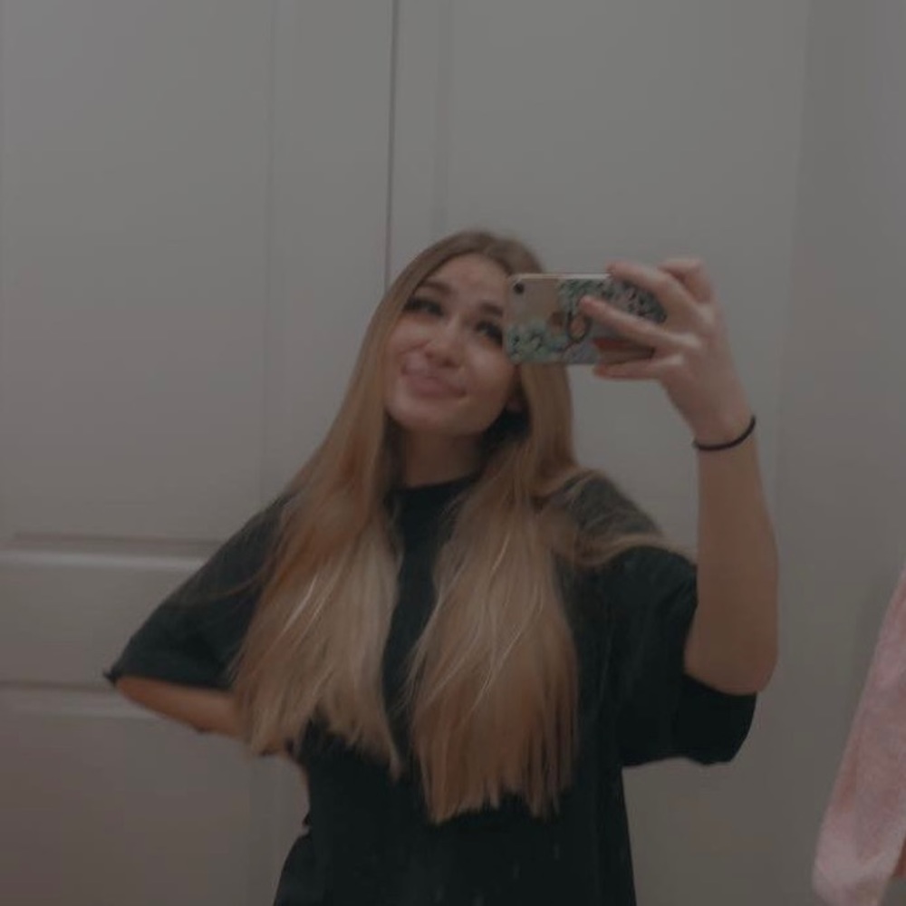 Meet your Posher, Hannah